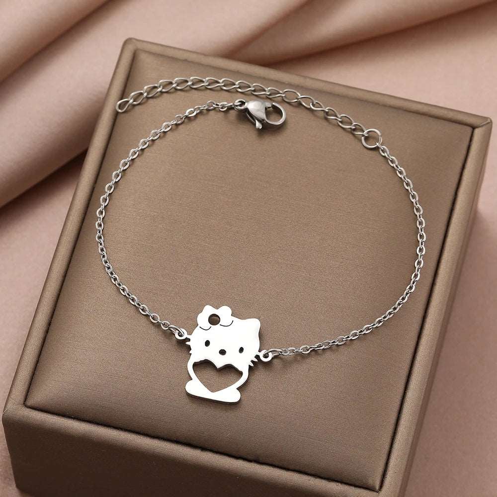 Women's Sleek Hello Kitty Heart Stainless Steel Chain Bracelet