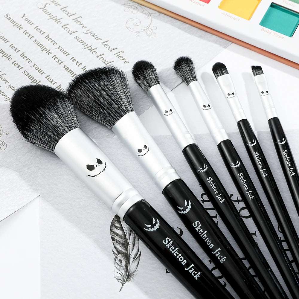 Disney's The Nightmare Before Christmas Women's Makeup Brush Set (6 Pieces)