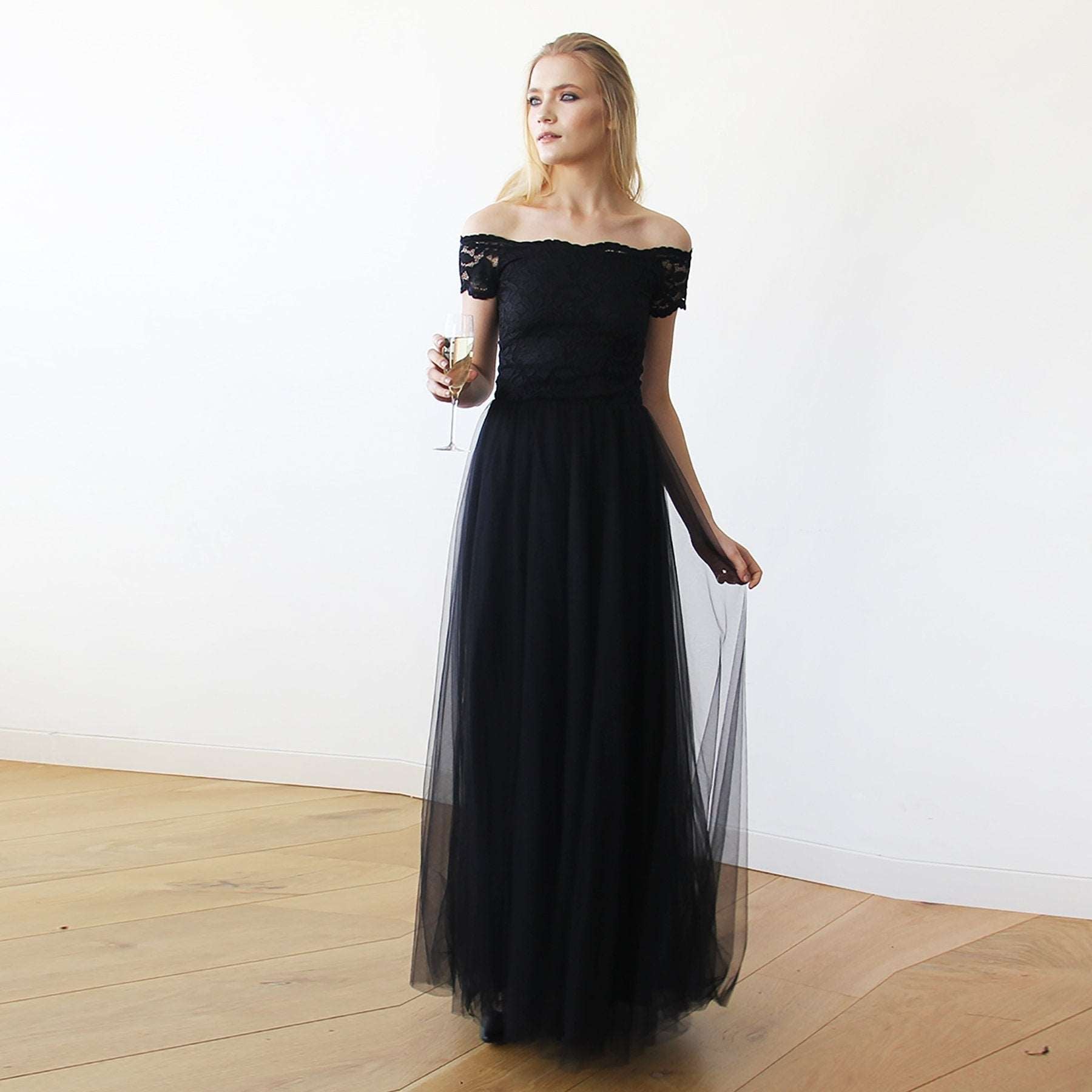 Black Lace Off-The-Shoulder Tulle Short Sleeve Lace Maxi Wedding Dress