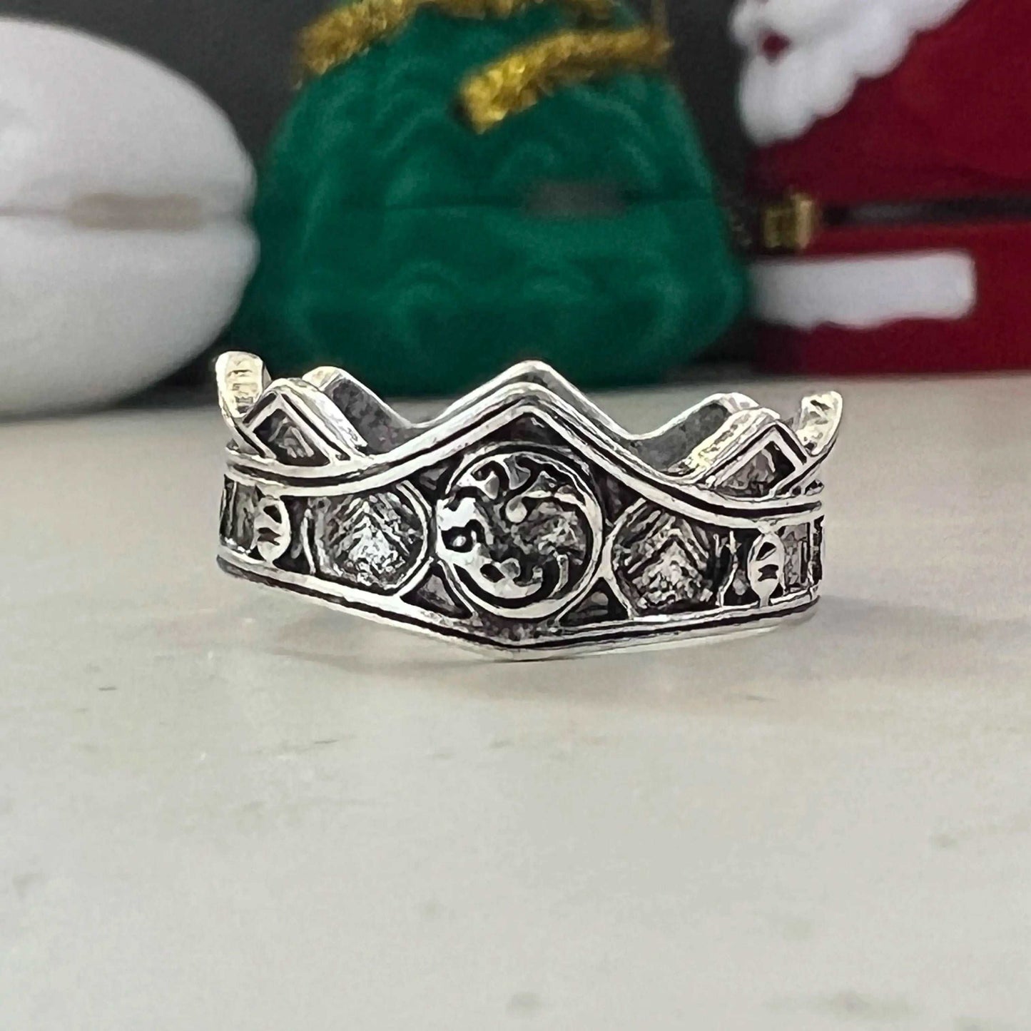 Game of Thrones House of the Dragon Targaryen Antique Crown Ring