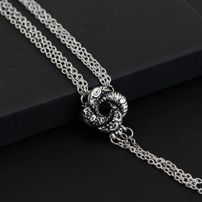 James Bond Casino Royale Vesper Lynd Silver Plated Algerian Loveknot Necklace