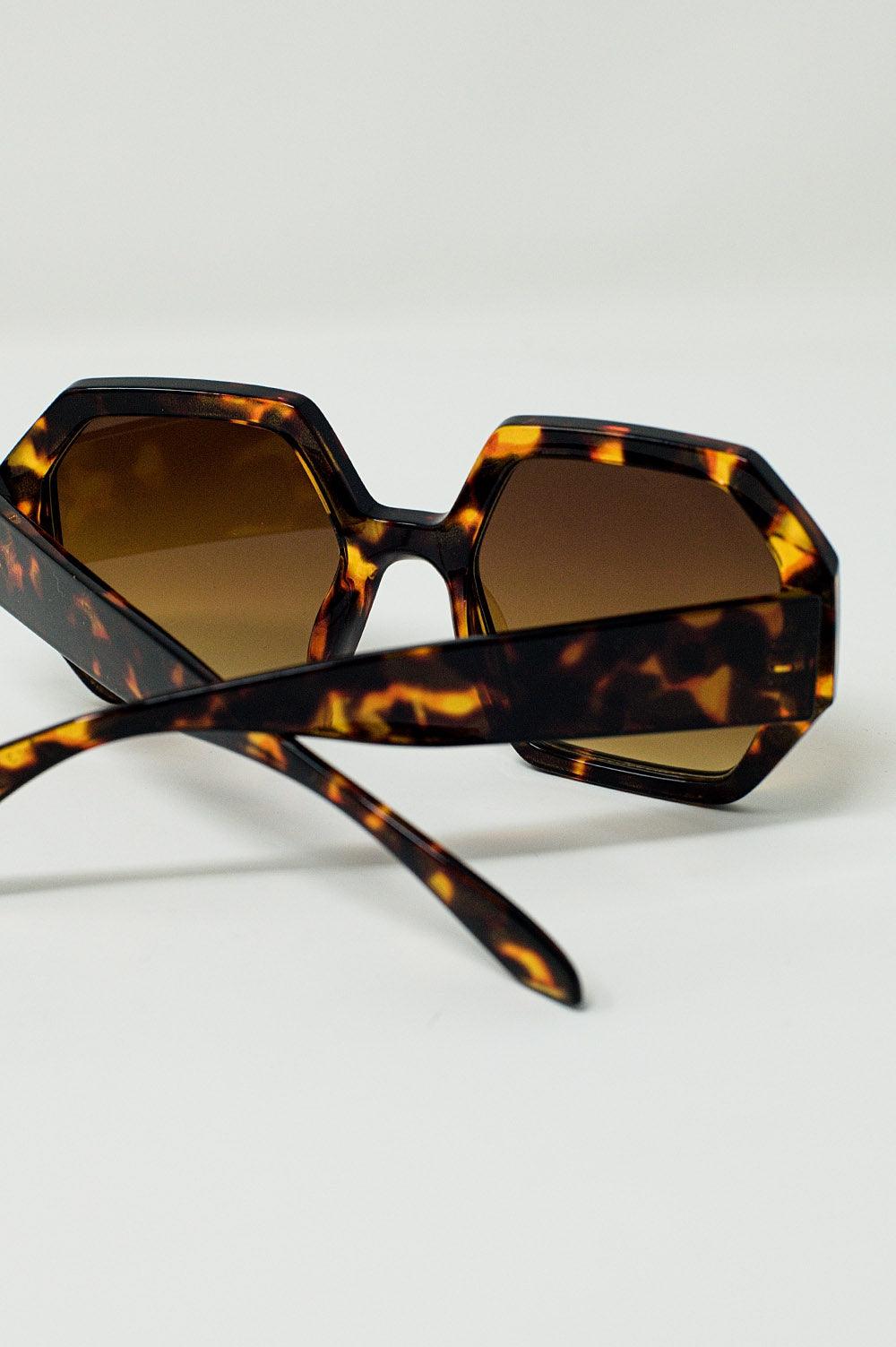 Women's Hexagonal Oversized Sunglasses in Dark Tortoiseshell - Lovez Aqua© - 