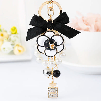 Women's Luxury Replica N°5 Perfume Bottle & Bow Keychain