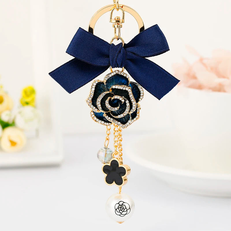 Women's Luxury Replica N°5 Perfume Bottle & Bow Keychain